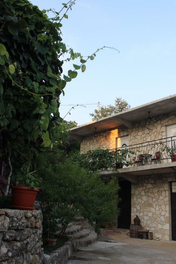 Studio And Winery Kalimut Virpazar Esterno foto